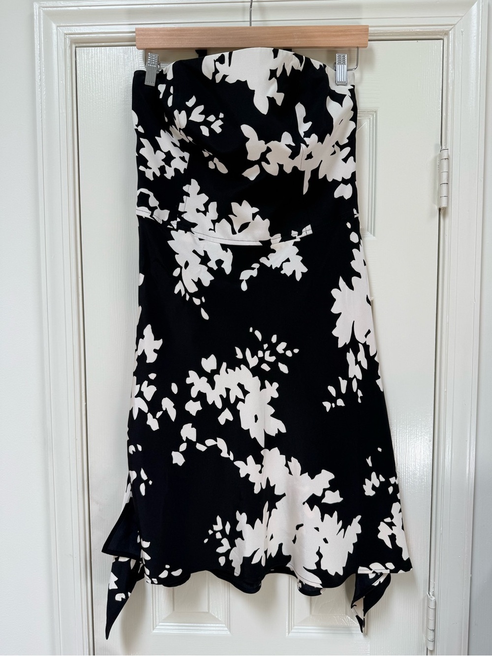 Carlisle Black and White Floral Strapless Midi Dress Silk Classic Couture Size 8